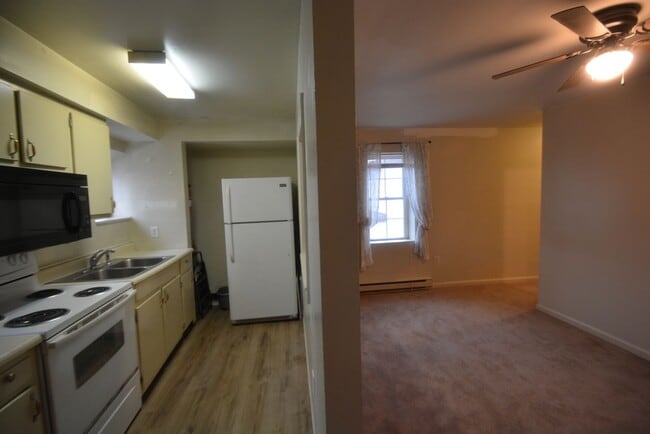 Building Photo - TAIT 112