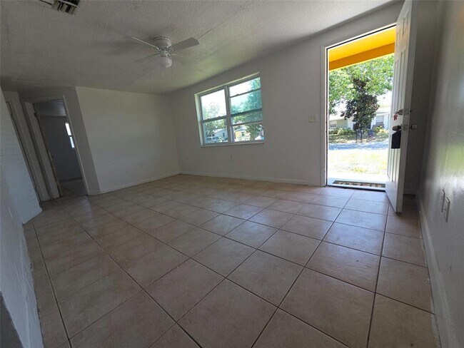 Building Photo - 4645 Irene Loop