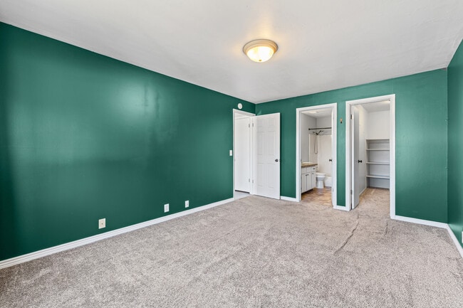 Building Photo - 6163 S 1300 E