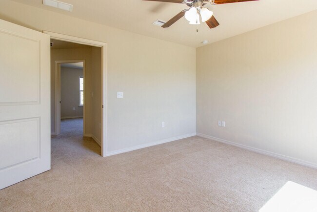 Building Photo - 150 Peoria Blvd