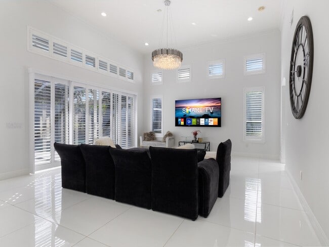 Building Photo - 21713 Marigot Dr