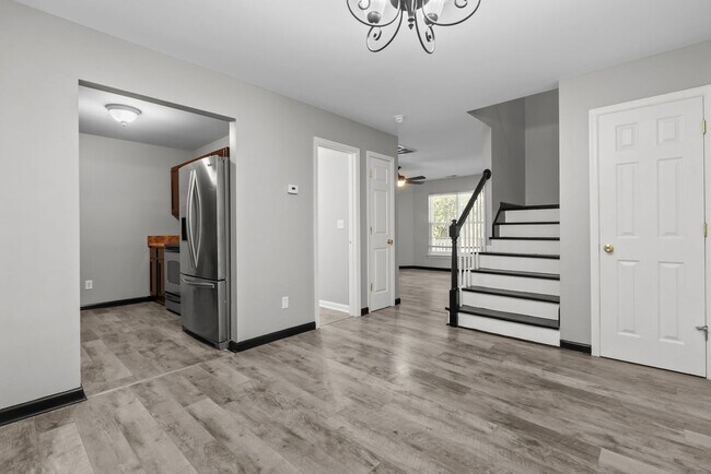 Building Photo - Western Branch 4 bed Ready Now!!