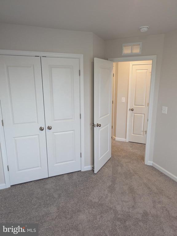 Building Photo - 11 Short Br Dr