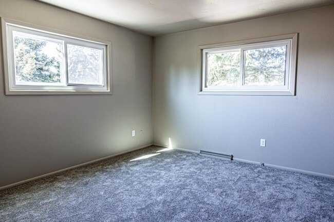 Building Photo - 3127 38th St W