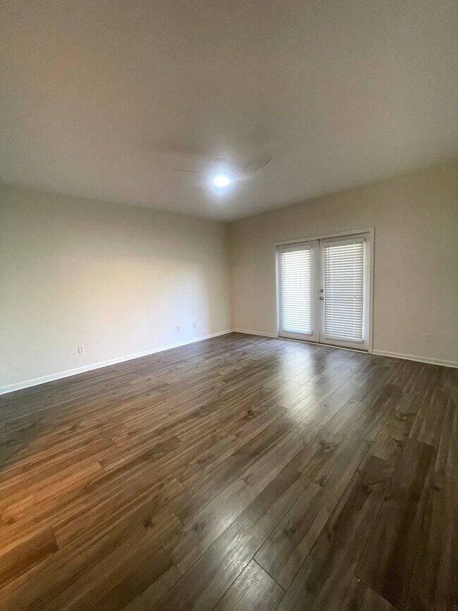 Building Photo - 222 Jardin De Mer Pl