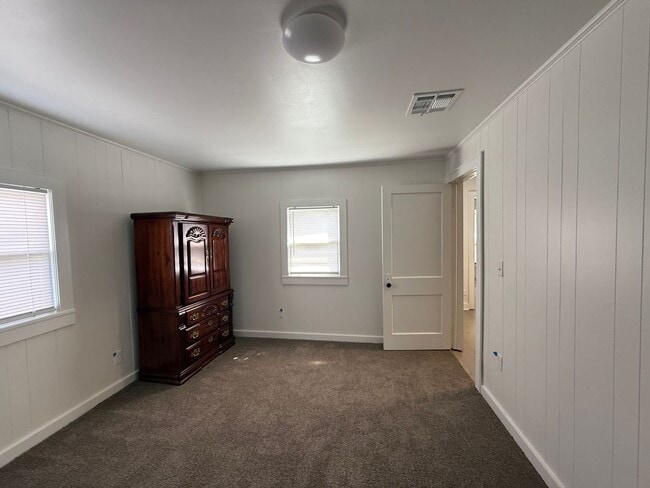 Building Photo - Sapulpa 3 bedroom 2 Bath