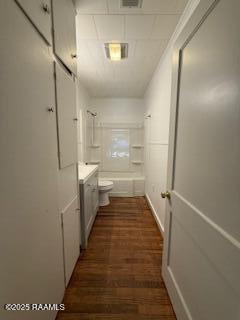 Building Photo - 768 St Louis St