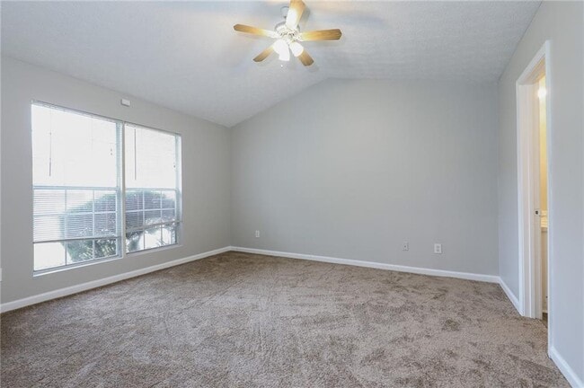 Building Photo - 9402 Highland Ridge