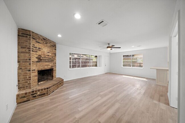 Building Photo - 2526 Nightowl Trail