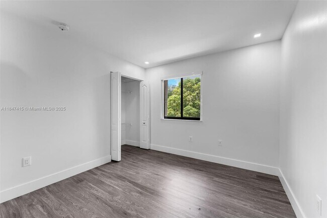 Building Photo - 12403 SW 140th St