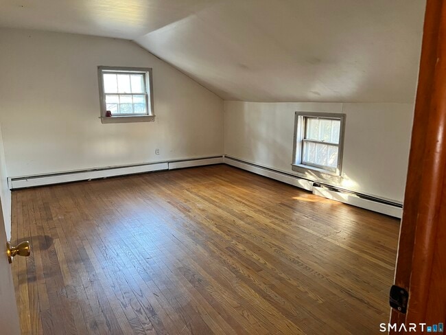 Building Photo - 40 Lanesville Rd