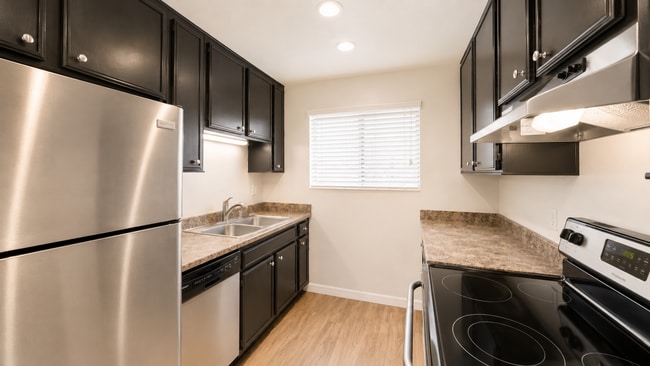 Interior Photo - Arroyo Vista