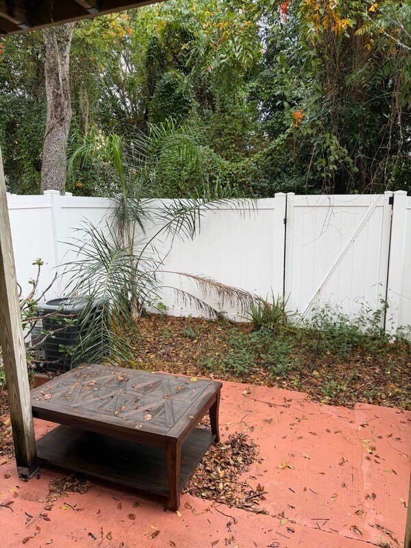 Building Photo - 125 Hidden Arbor Ct