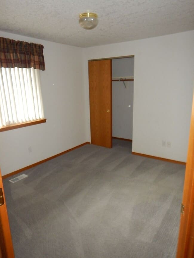 Building Photo - Home Near Schools - Fresh Paint and Floori...