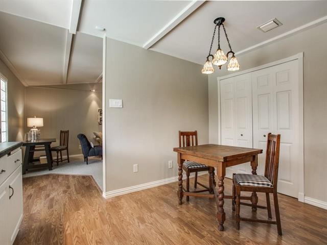 Building Photo - 1416 Waterton Dr