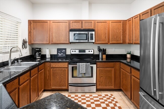 Building Photo - 3006 N 37th St