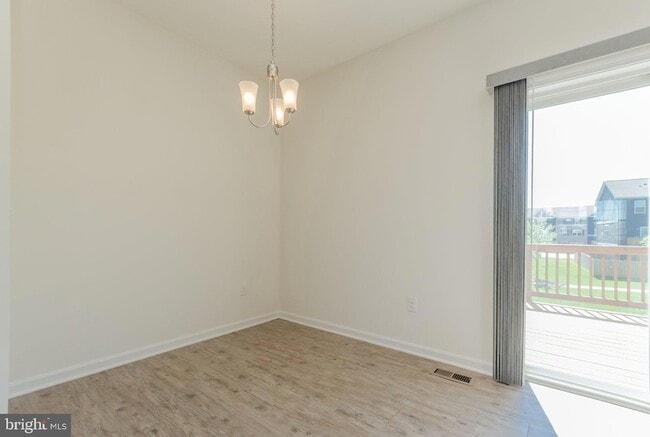 Building Photo - 172 Drexel Ct