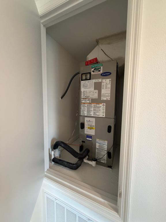 Building Photo - 5639 Morant Bay Path