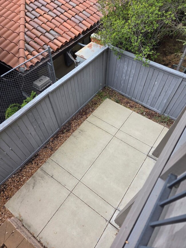 Building Photo - Beautiful home for rent in Atascadero