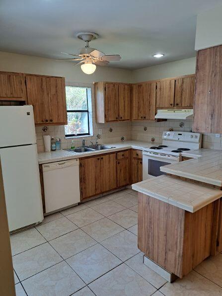 Building Photo - 9330 SW 61st Way