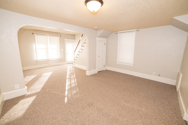 Dinning Room/Living Room - 1513 3rd Ave N