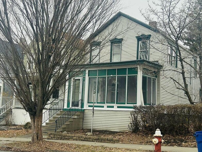 Primary Photo - 97 3rd Avenue