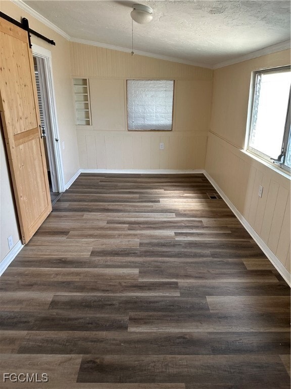 Building Photo - 2072 Maple Ave