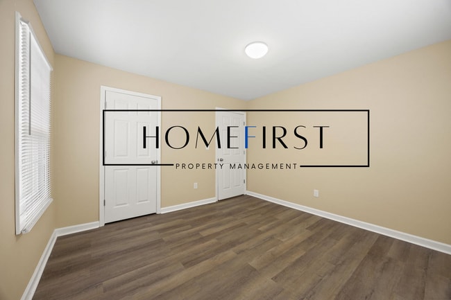 Building Photo - 40 Garner St