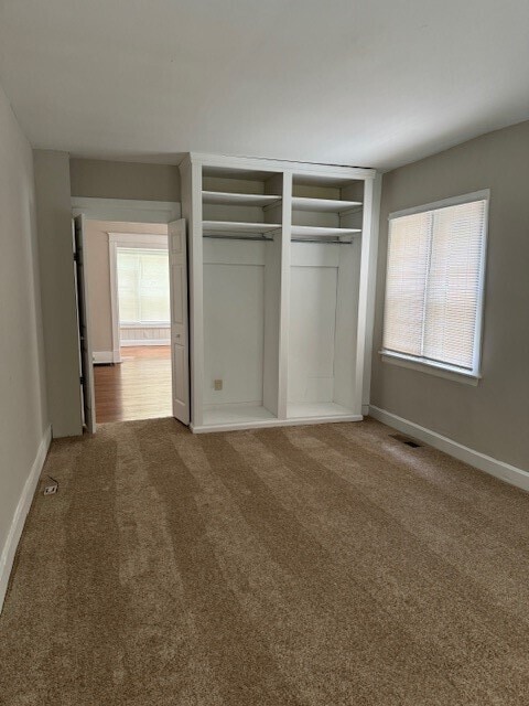 Building Photo - Belmont/Vanderbilt Area 1 bedroom Apartment