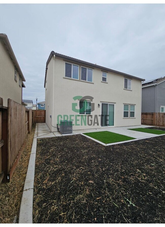 Building Photo - 3 Bedroom 2.5 Bath New Build in Lathrop! AVAILABLE NOW!!