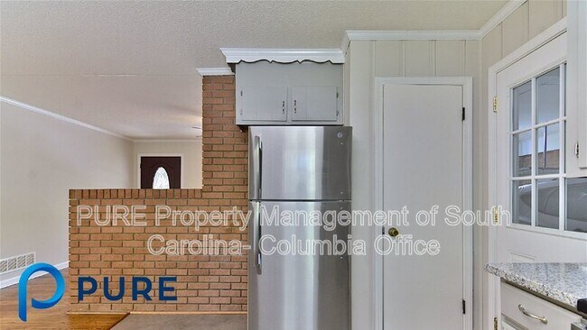 Building Photo - 316 Pitney Rd