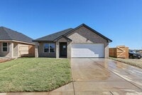 Building Photo - 9004 Oakleaf Ct