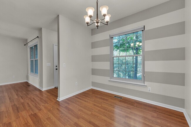 Building Photo - 41312 Maplewood Drive