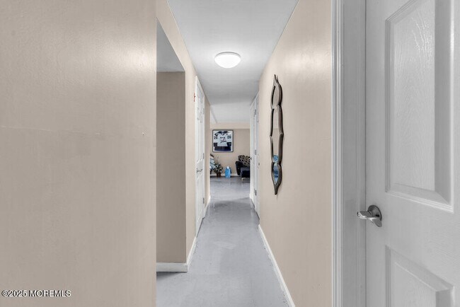 Building Photo - 624 Fort Plains Rd