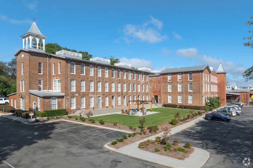 Primary Photo - Crown Mill Village Lofts