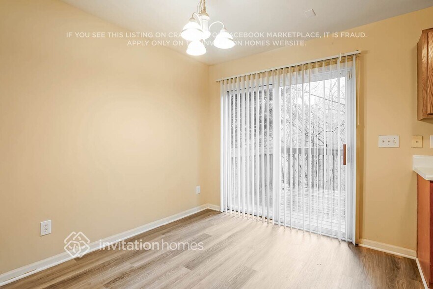 Building Photo - 511 Lodestone Dr