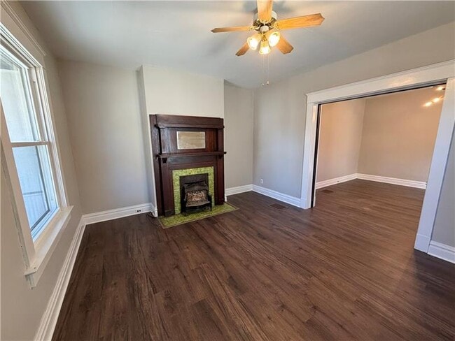 Building Photo - 139 Park Ave