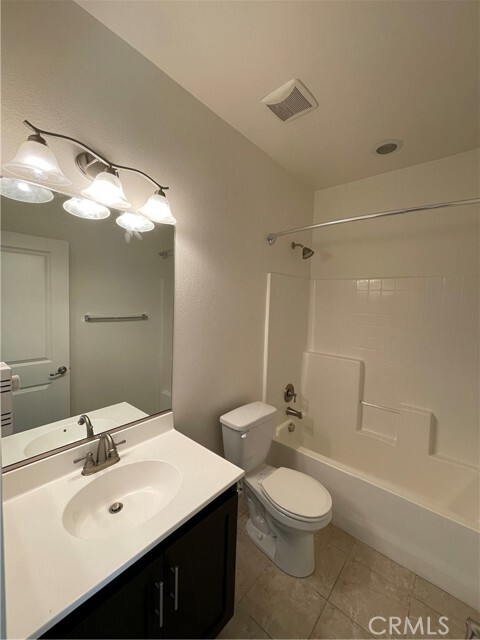 Building Photo - 2915 S Via Belamaria