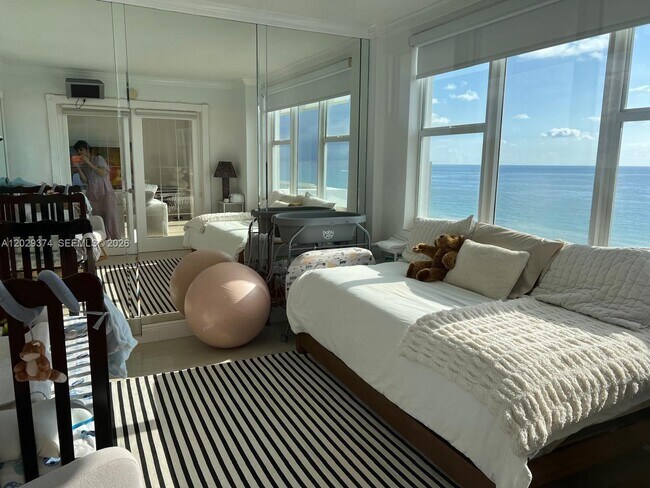 Building Photo - 9195 Collins Ave