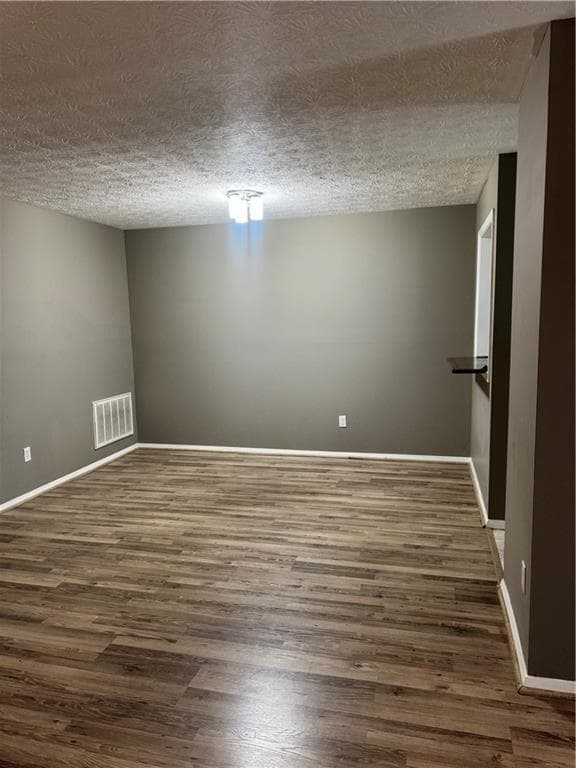 Building Photo - 903 Wynnes Ridge Cir SE