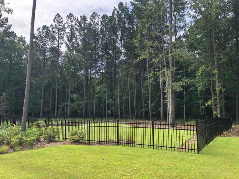 Building Photo - 493 Hulston Landing Rd