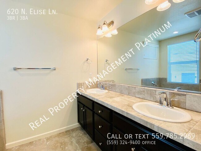 Building Photo - $2,250 3 Bedroom In Canyon Creek Community...
