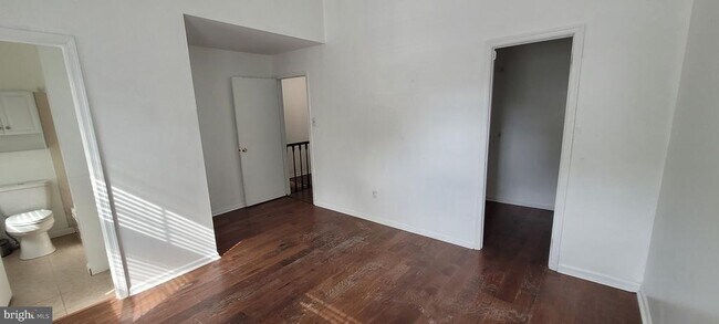 Building Photo - 262 Liberty Dr