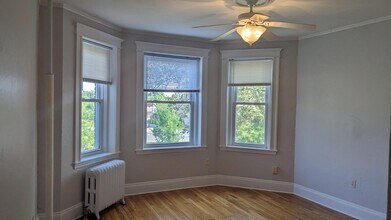 Building Photo - 1641 Commonwealth Ave