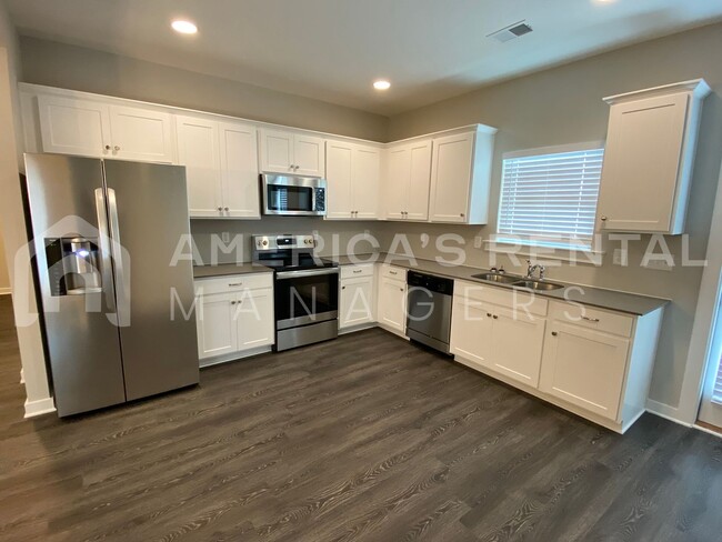 Building Photo - Home for Rent in Clanton, AL... Available ...