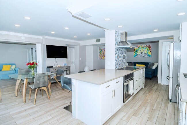 Building Photo - 101 Briny Ave