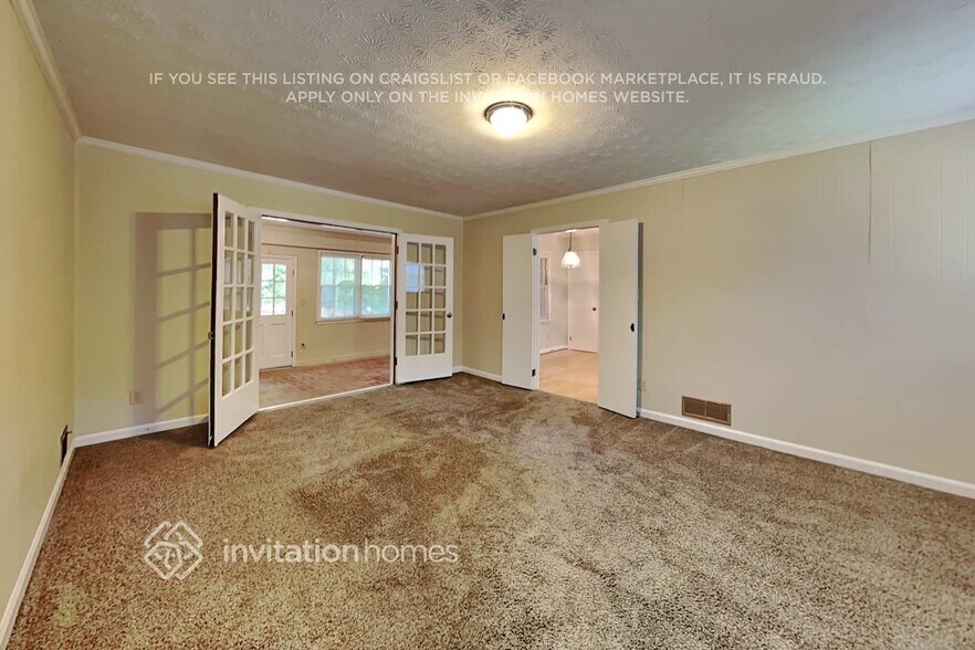 Building Photo - 3158 Larkspur Cir SW