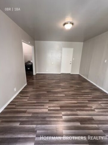 Building Photo - 1346 Crenshaw Blvd