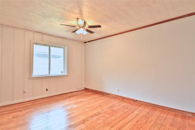 Building Photo - 3210 Cloverdale St