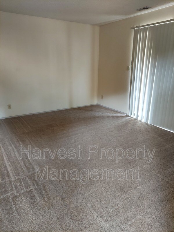 Primary Photo - 1625 S Longford Ln